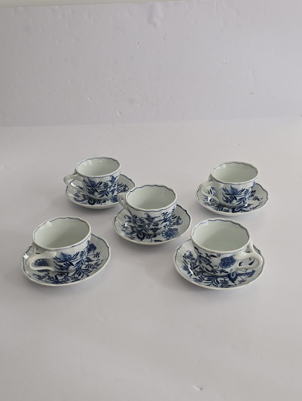 Vintage Blue Danube Blue Onion Lot 10 Cups Saucers Porcelain Japan